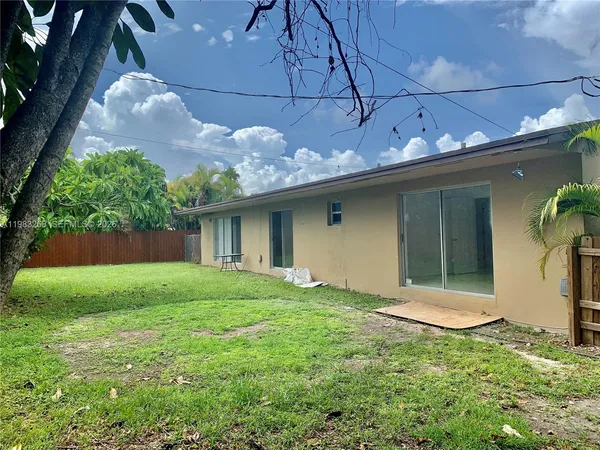 $3,500 | 9798 Southwest 158th Street, Miami, FL 33157