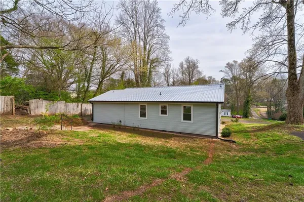 $325,000 | 140 Rogers Avenue, Jasper, GA 30143