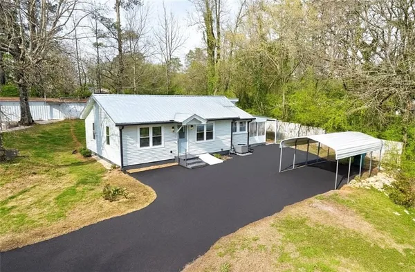 $325,000 | 140 Rogers Avenue, Jasper, GA 30143