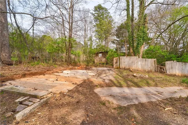 $325,000 | 140 Rogers Avenue, Jasper, GA 30143