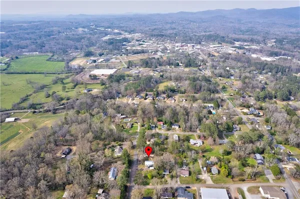 $325,000 | 140 Rogers Avenue, Jasper, GA 30143