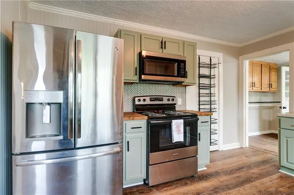 $325,000 | 140 Rogers Avenue, Jasper, GA 30143