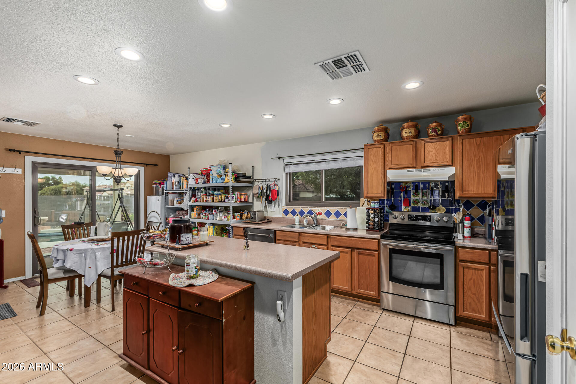 11223 East Raleigh Avenue Mesa, AZ 85212 - Photo 16 of 31 21 Raleigh