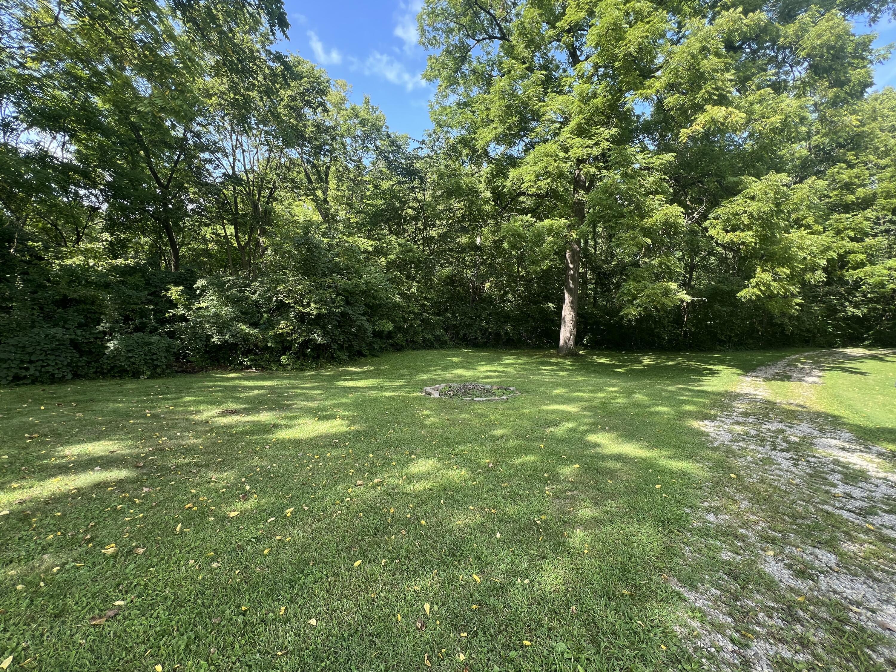 4301 Mechanicsburg Road Springfield, OH 45502 - Photo 39 of 41 Yard