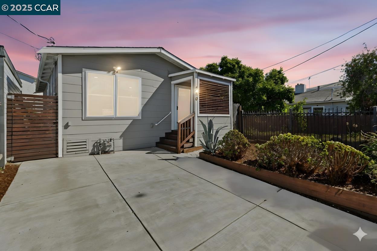 4010 Masterson Street Oakland, CA 94619 - Photo 23 of 27