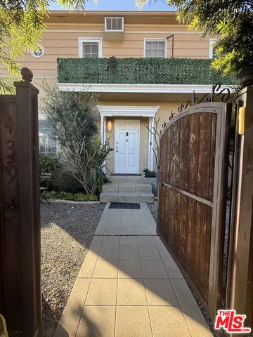 $6,500 | 439 South Sherbourne Drive, Los Angeles, CA 90048