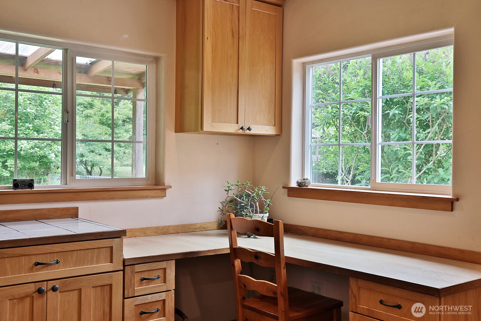 6939 Old Wagon Road Clinton, WA 98236 - Photo 6 of 40 Gallery Image 6