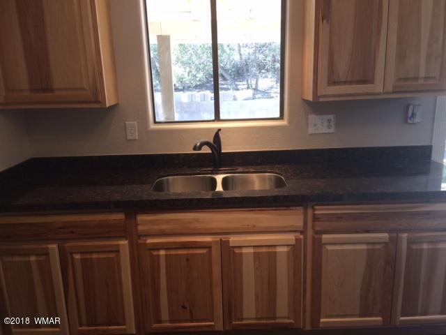 1556 Larson Road Lakeside, AZ 85929 - Photo 4 of 23 Gallery Image 4