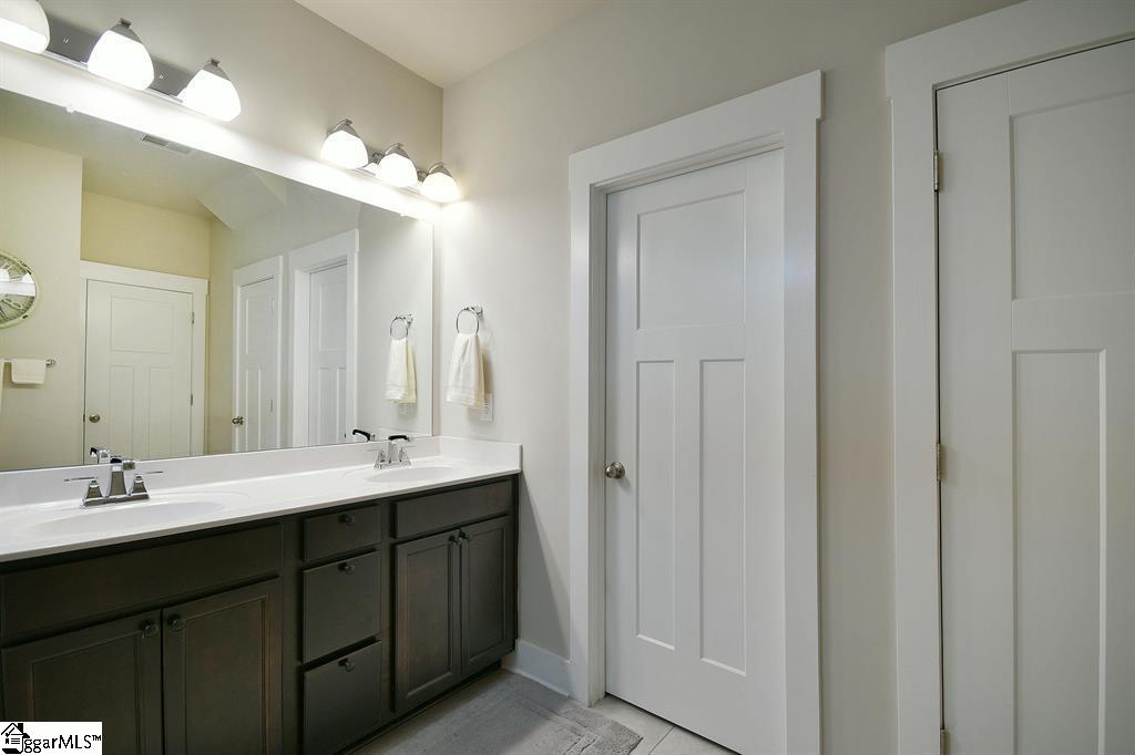 105 Foxbank Circle Greer, SC 29651 - Photo 10 of 24