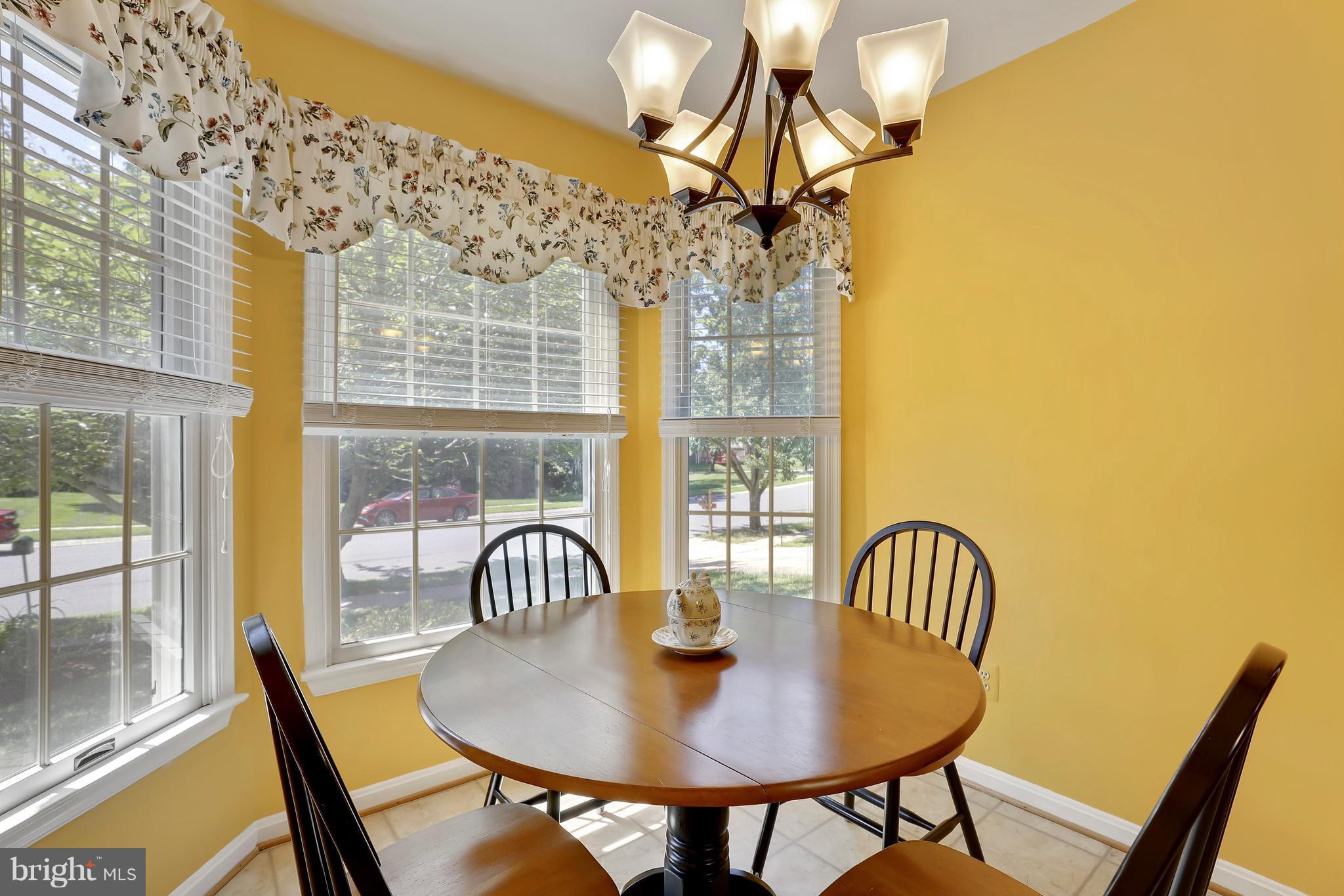 523 Coover Road Annapolis, MD 21401 - Photo 10 of 30 Sunny Breakfast nook in Kitchen