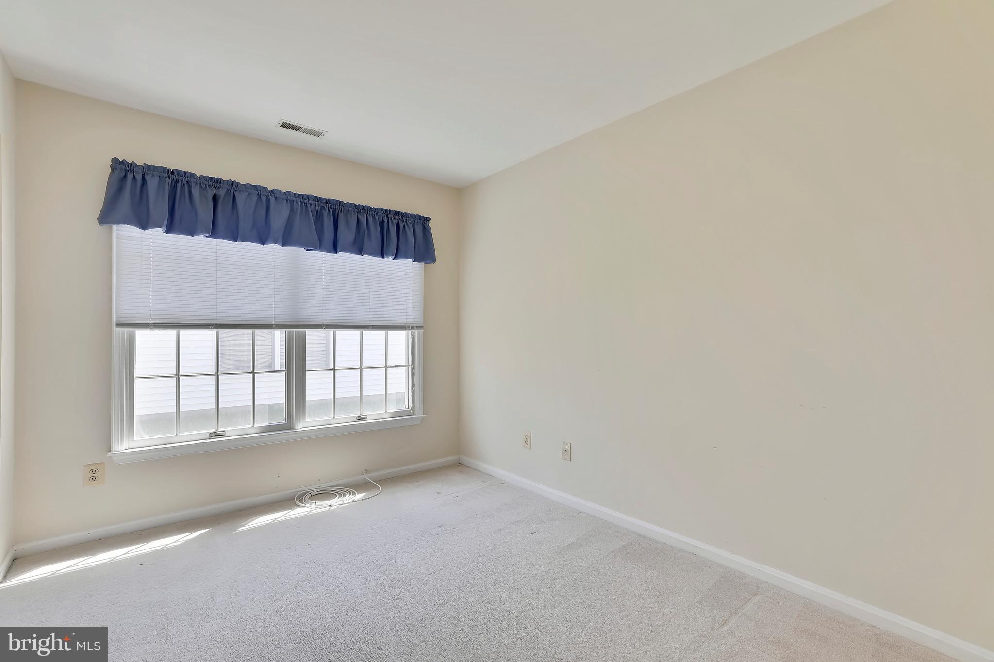 523 Coover Road Annapolis, MD 21401 - Photo 15 of 30 Bedroom 2 has direct access to the Hall Bath