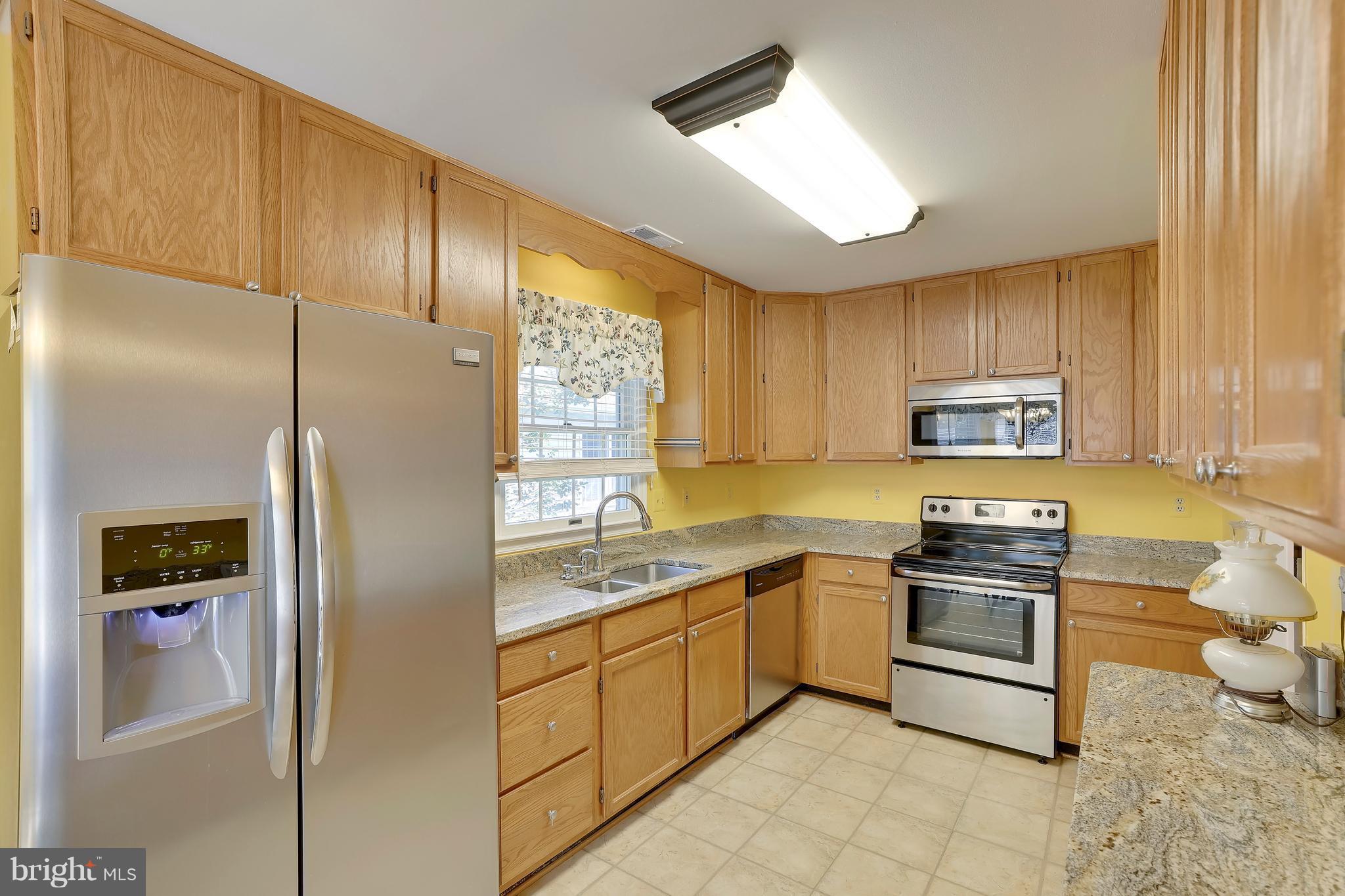 523 Coover Road Annapolis, MD 21401 - Photo 8 of 30 Updated Kitchen with stainless steel appliances