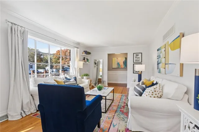 $300,000 | 6205 Northwest Karen Street, Kansas City, MO 64151