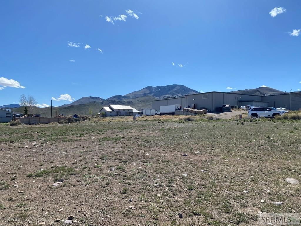 911 Custer Street Challis, ID 83226 - Photo 4 of 4