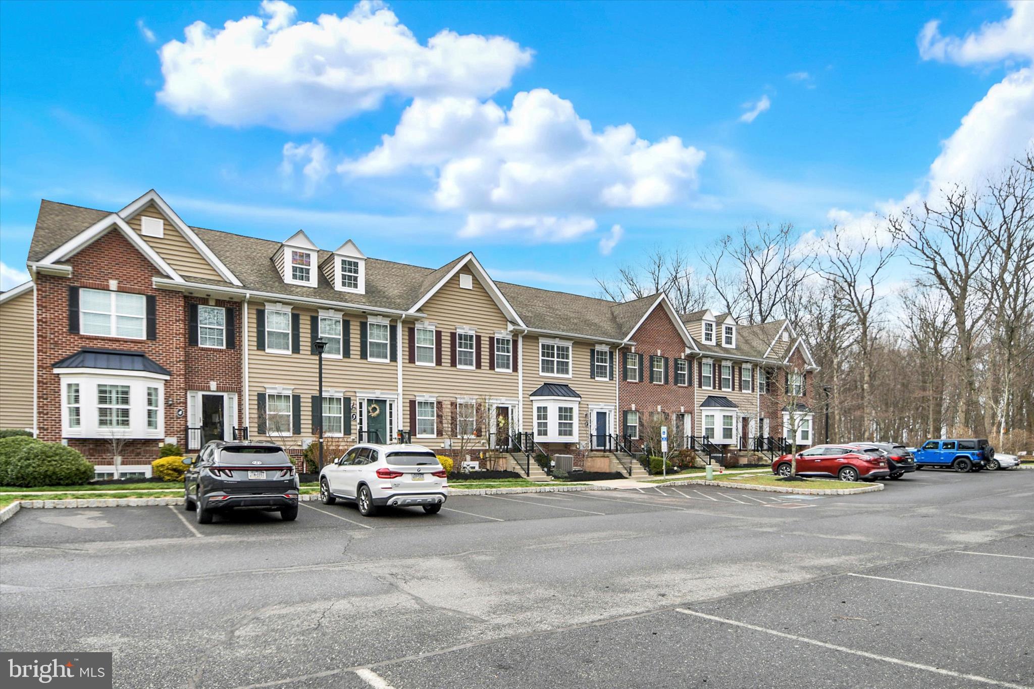 3752 William Daves Road, Unit 7 Doylestown, PA 18902 - Photo 3 of 37 Gallery Image 3