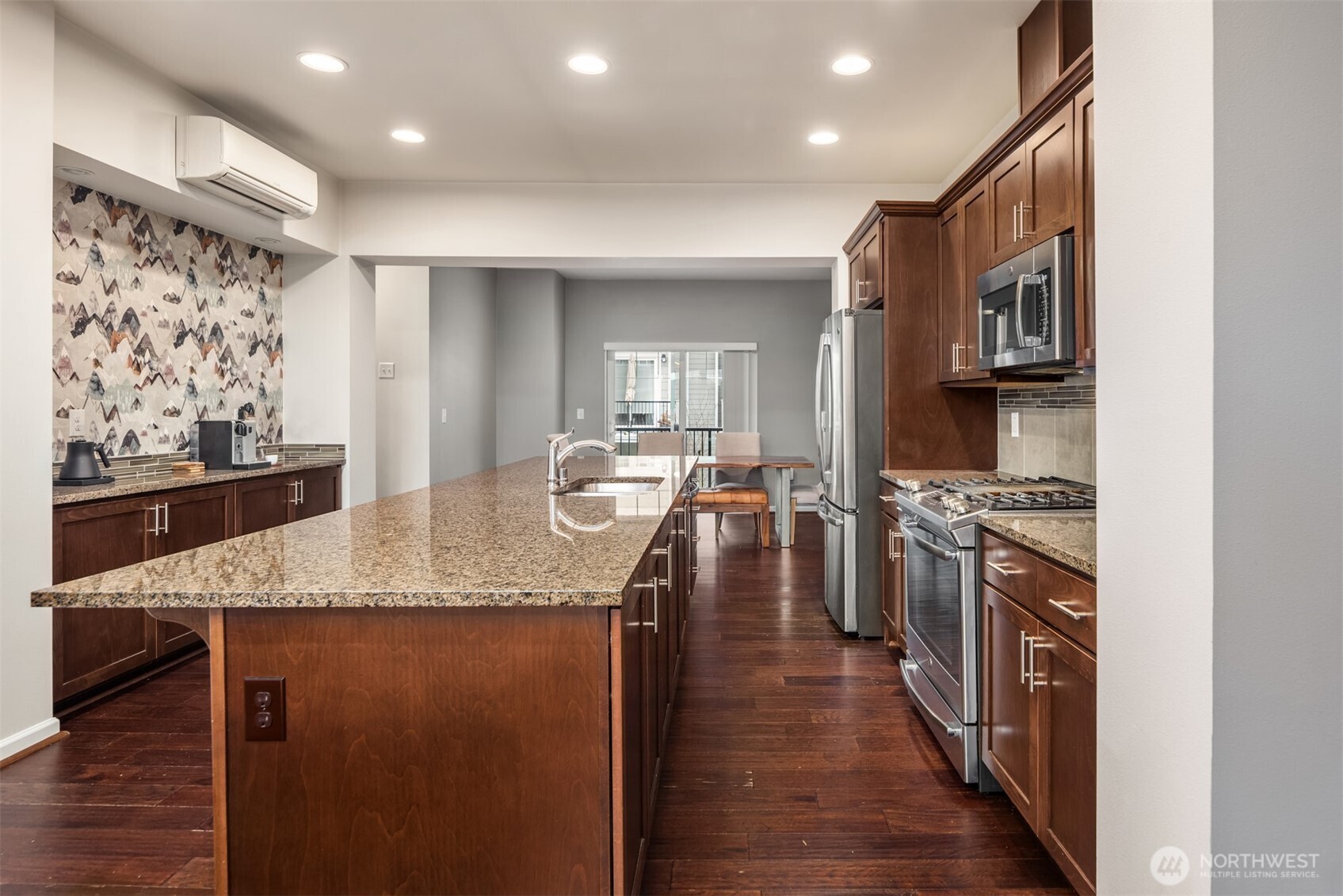 3250 Southwest Graham Street, Unit 104 Seattle, WA 98126 - Photo 6 of 24