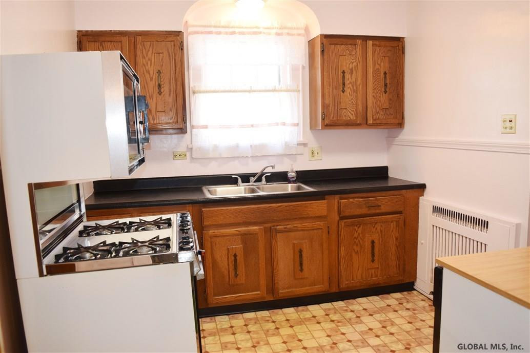 2017 10th Street Rensselaer, NY 12144 - Photo 26 of 54 Photo 26