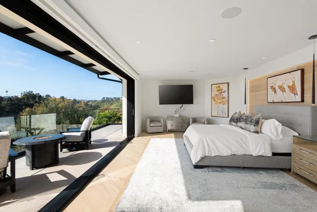 $6,995,000 | 2684 Costebelle Drive, La Jolla, CA 92037