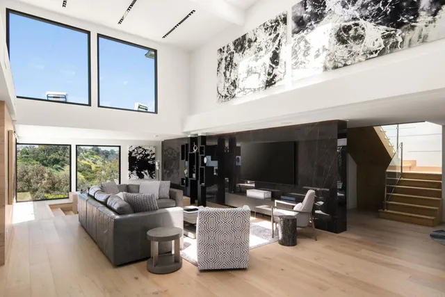 $6,995,000 | 2684 Costebelle Drive, La Jolla, CA 92037