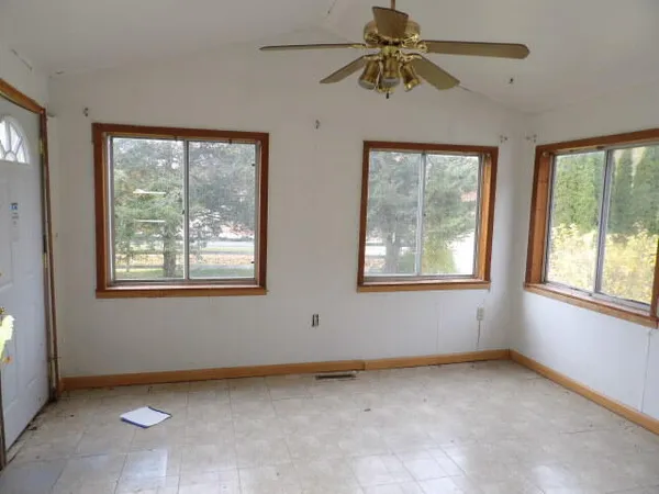 $99,900 | 34637 76th Street, Covert, MI 49043