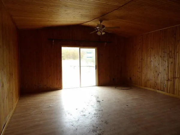 $99,900 | 34637 76th Street, Covert, MI 49043
