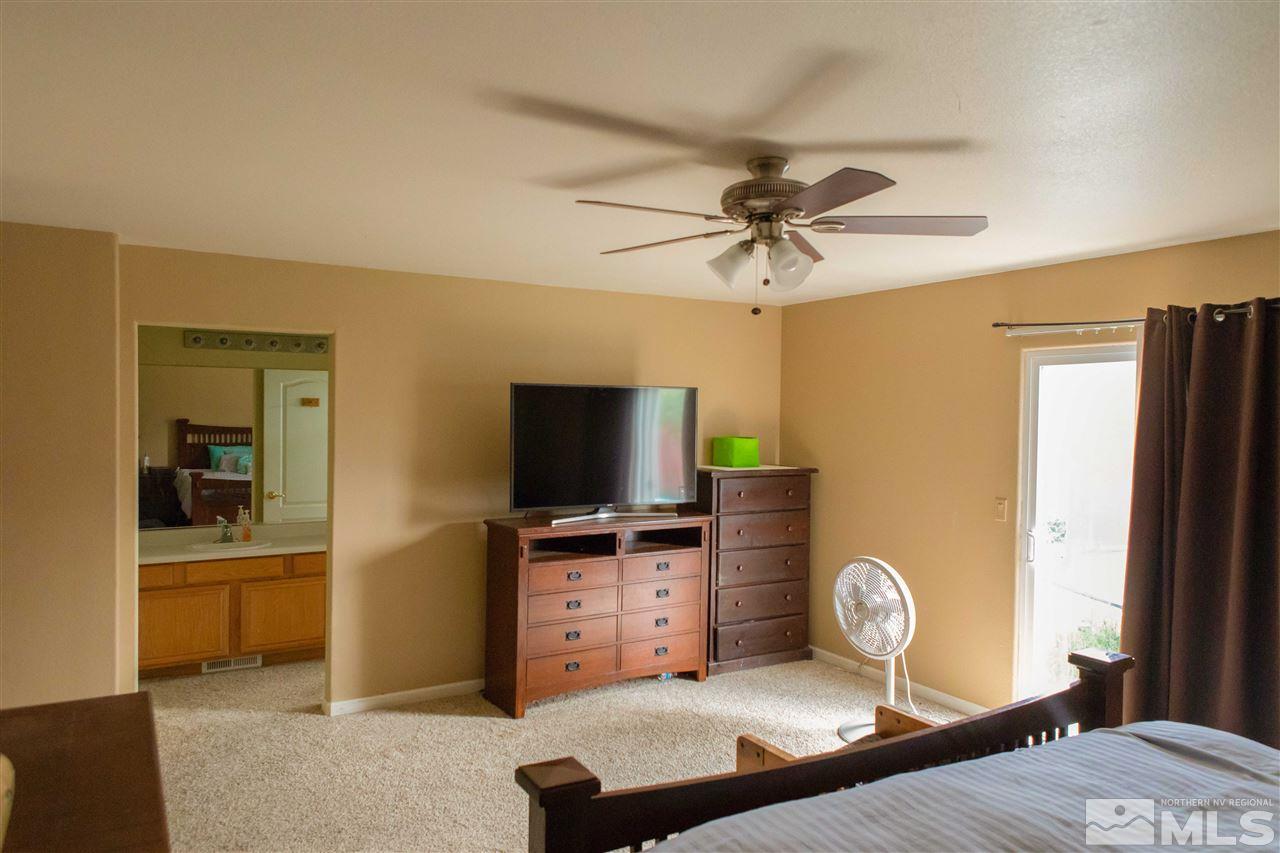 18236 Silverleaf Court Reno, NV 89508 - Photo 8 of 13 Photo 8