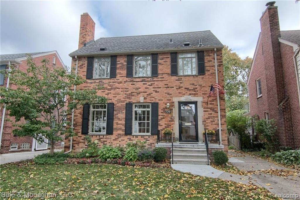 336 Merriweather Road Grosse Pointe Farms, MI 48236 - Photo 1 of 28