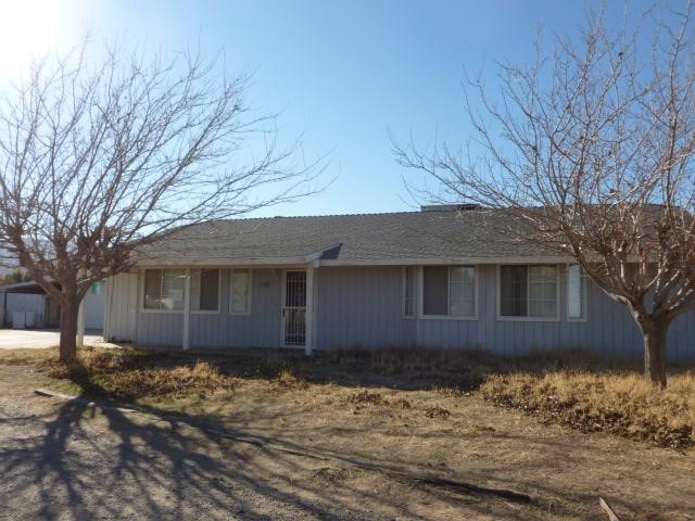 9230 Manada Road Phelan, CA 92371 - Photo 1 of 1 front view of a house