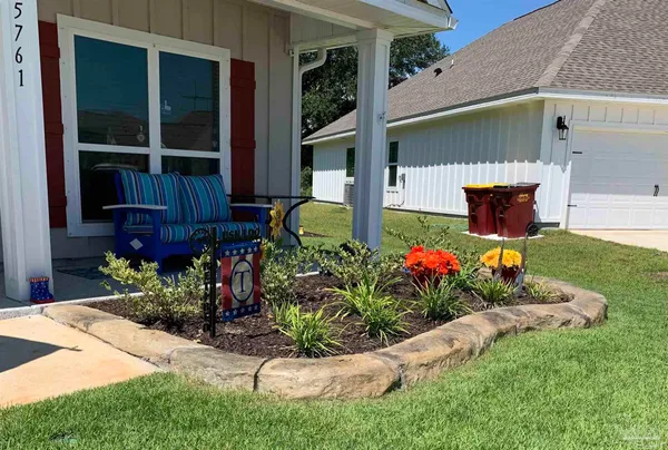 $2,400 | 5761 Danbury Boulevard, Pace, FL 32571