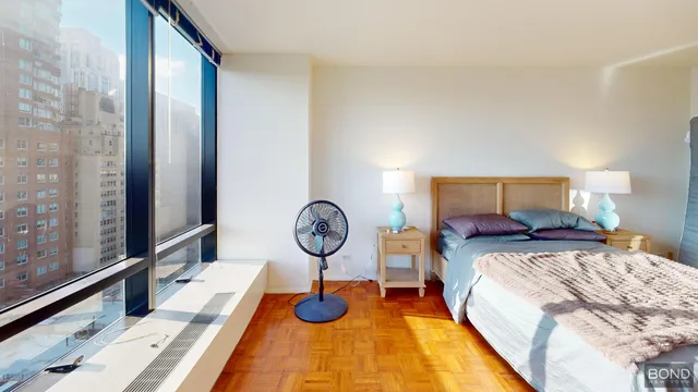 $6,000 | 525 East 72nd Street, Unit 15G | Lenox Hill