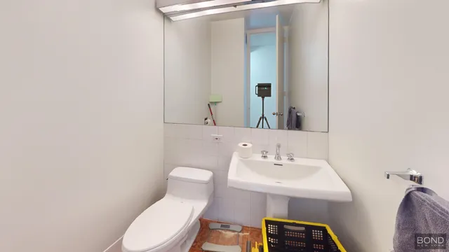 $6,000 | 525 East 72nd Street, Unit 15G | Lenox Hill