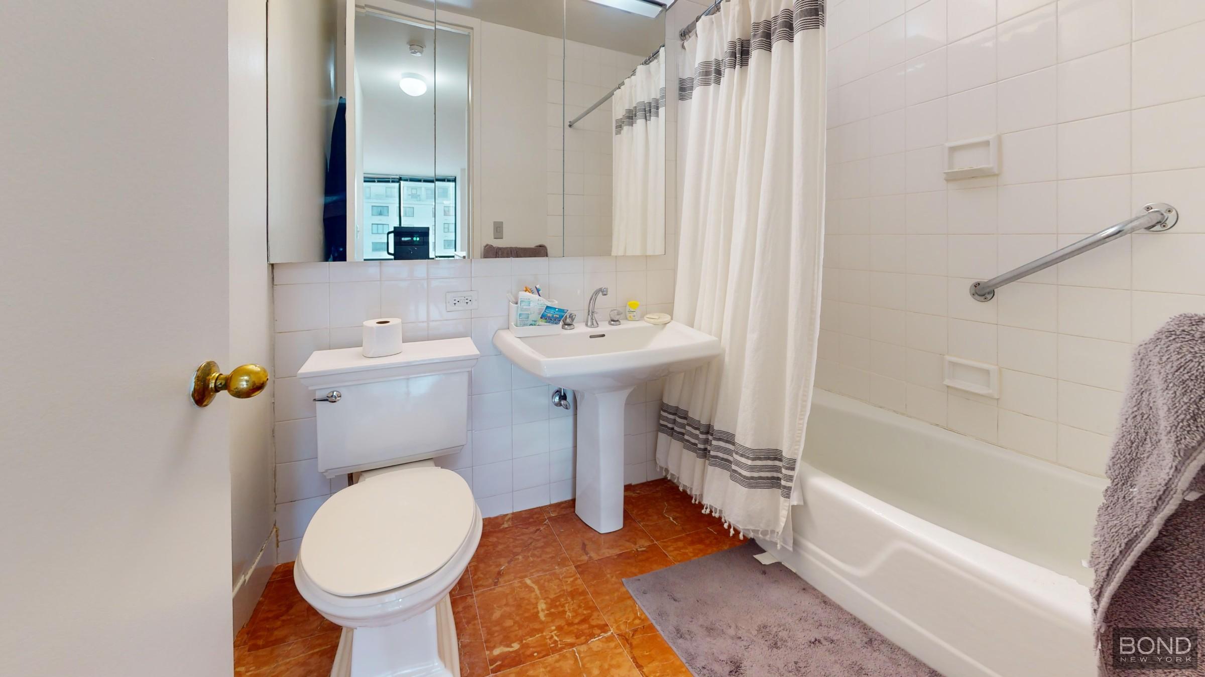 525 East 72nd Street, Unit 15G Manhattan, NY 10021 - Photo 11 of 20 Photo 11