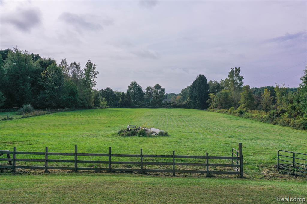 11141 West Farrand Road Montrose, MI 48457 - Photo 45 of 51 Gallery Image 45