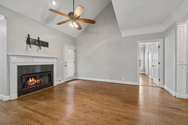 $1,250,000 | 230 Harding Place, Nashville, TN 37205