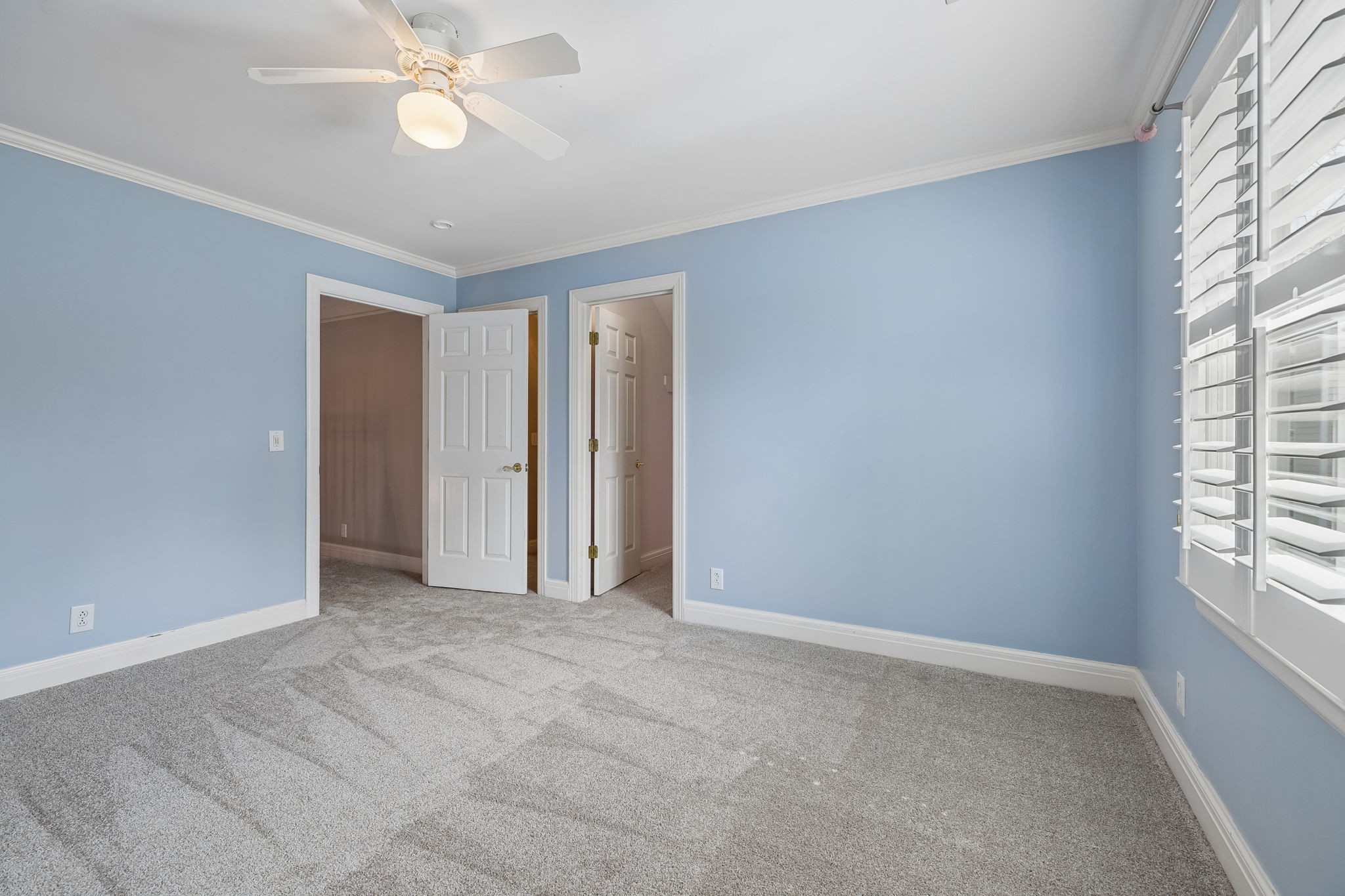 230 Harding Place Nashville, TN 37205 - Photo 34 of 54 a view of an empty room with a window