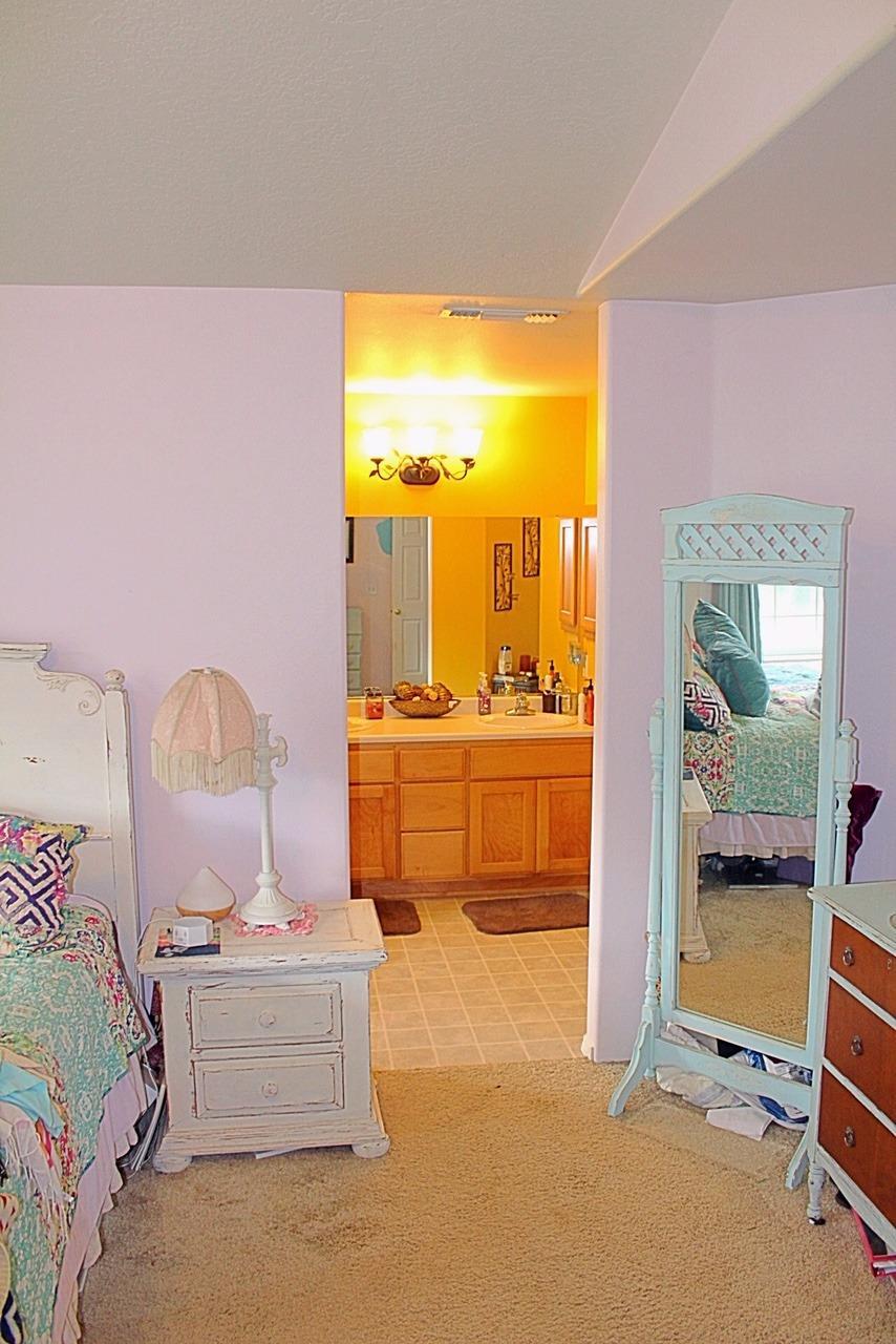 828 North Pinnon Road Grants Pass, OR 97526 - Photo 15 of 20 Additional Photo