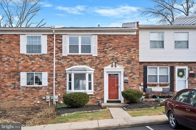 $374,999 | 367 Dartmouth Court, Bensalem, PA 19020