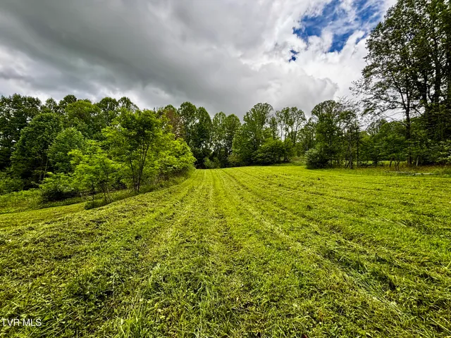 $160,000 | 808 Waddell Road, Mountain City, TN 37683