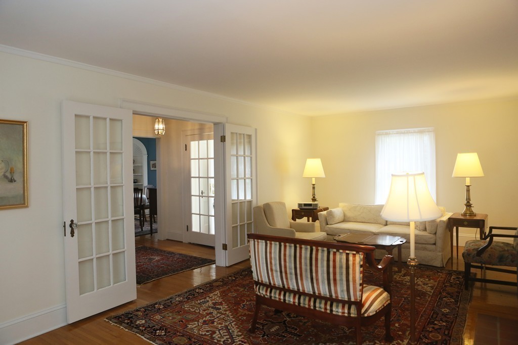24 Chatham Road Longmeadow, MA 01106 - Photo 4 of 14 Gallery Image 4