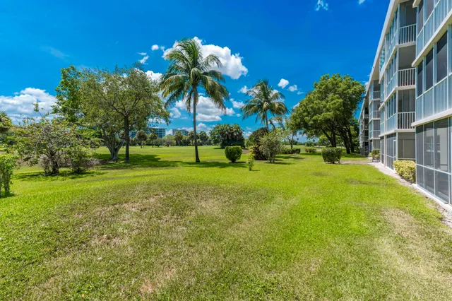 $299,000 | 2800 North Palm Aire Drive, Unit 401, Pompano Beach, FL 33069