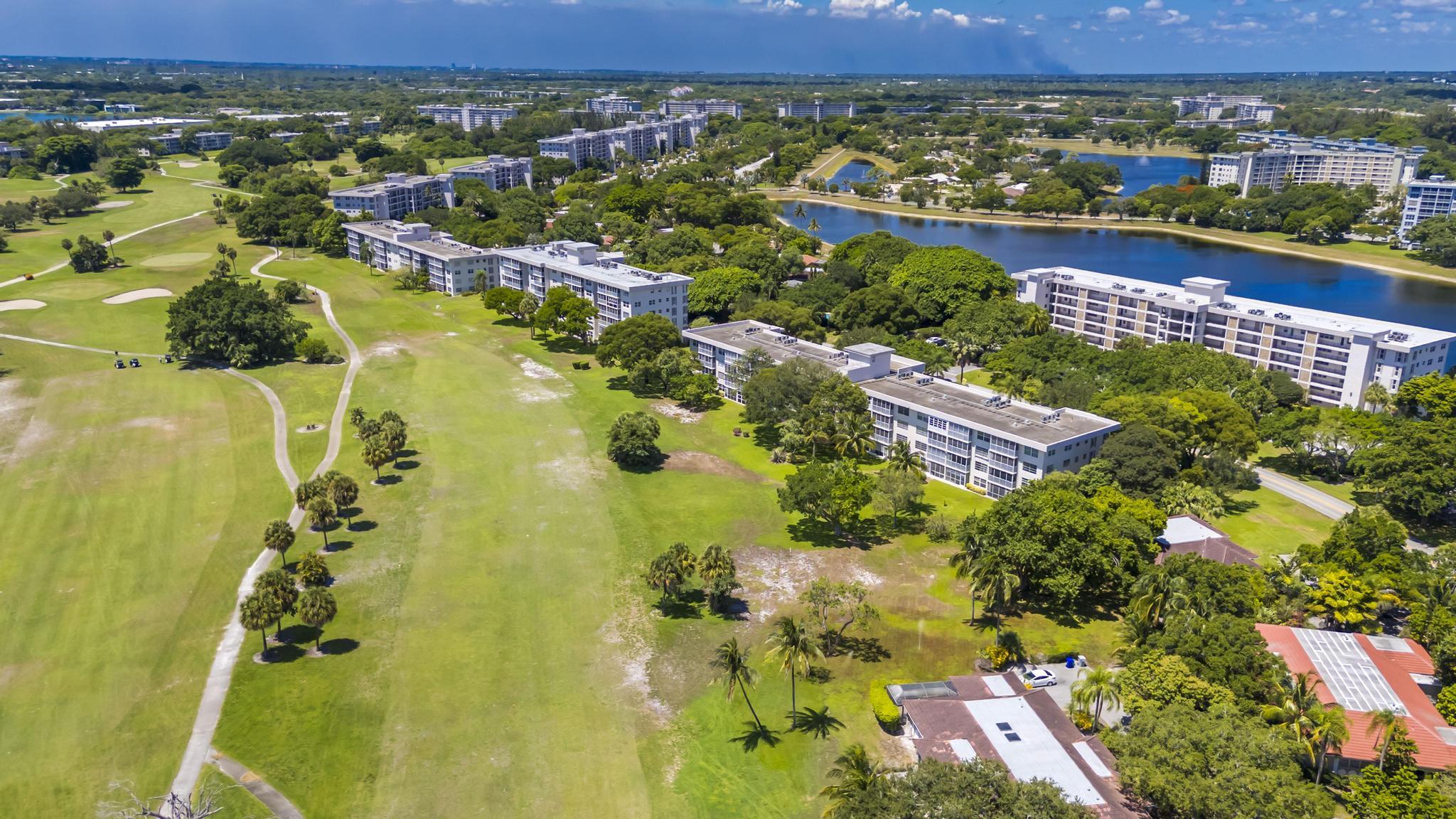 2800 North Palm Aire Drive, Unit 401 Pompano Beach, FL 33069 - Photo 46 of 60 048