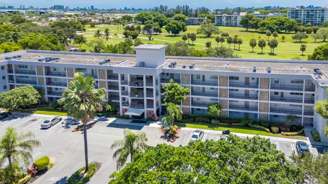 $299,000 | 2800 North Palm Aire Drive, Unit 401, Pompano Beach, FL 33069