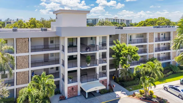 $299,000 | 2800 North Palm Aire Drive, Unit 401, Pompano Beach, FL 33069