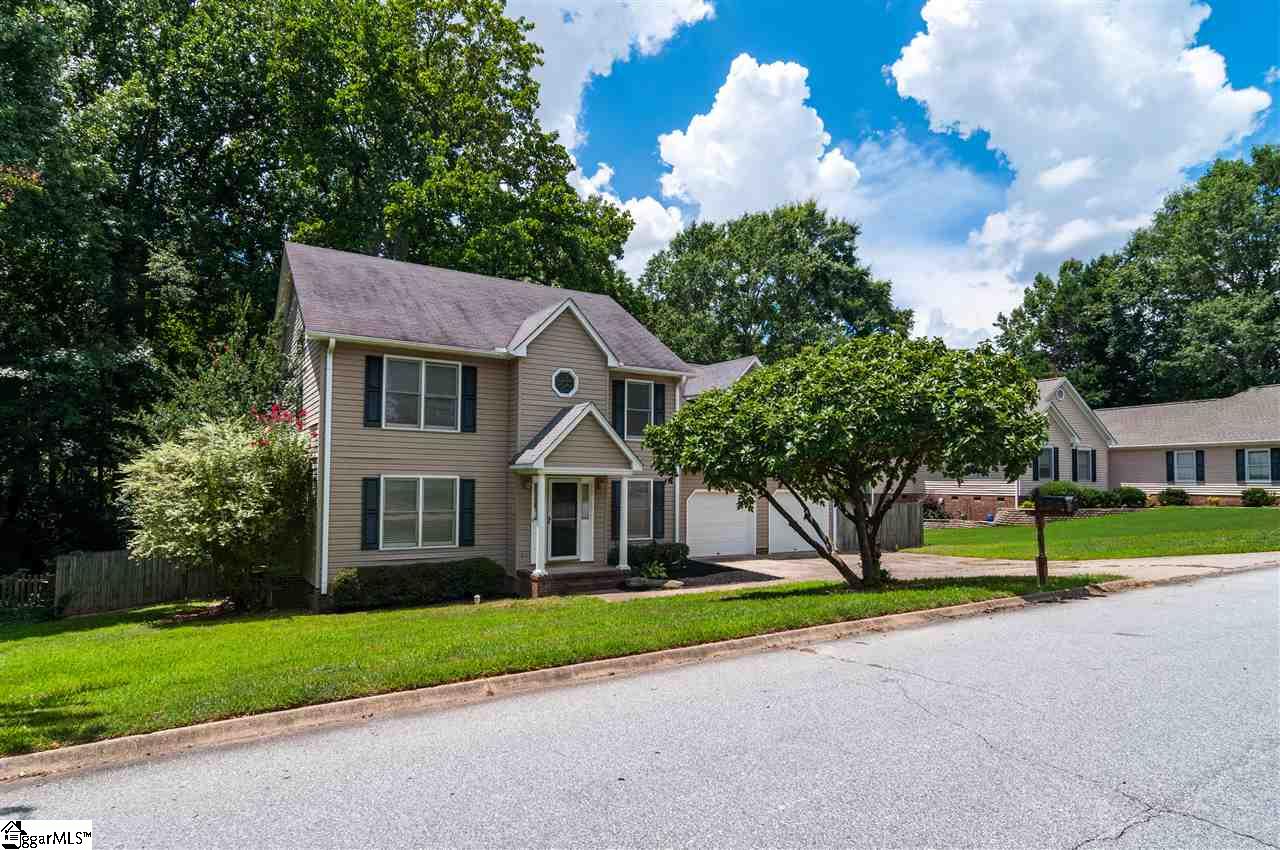 220 Hardwood Road Greenville, SC 29607 - Photo 1 of 34 Gallery Image 1