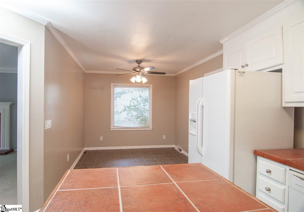 220 Hardwood Road Greenville, SC 29607 - Photo 13 of 34 Gallery Image 13