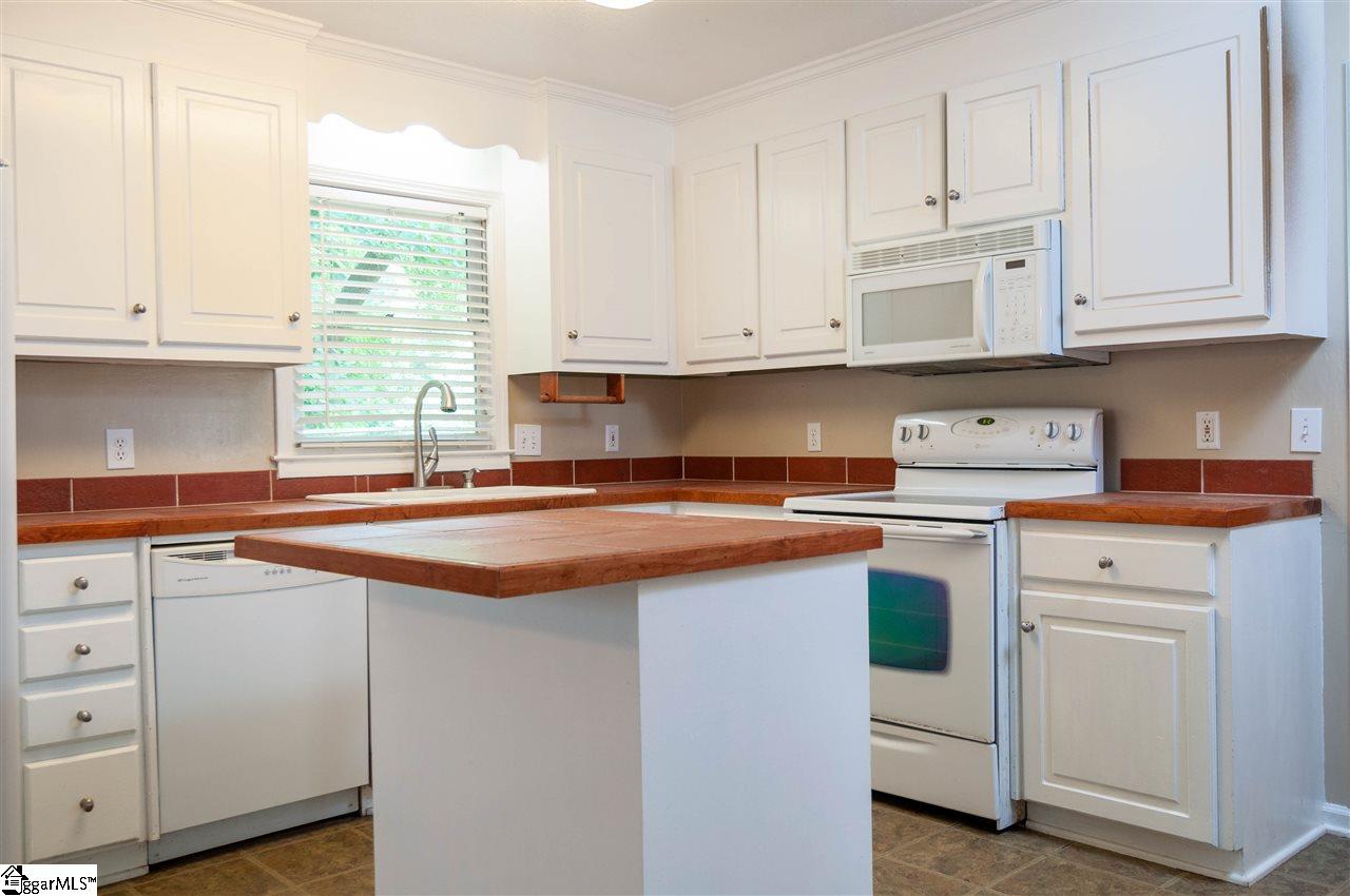 220 Hardwood Road Greenville, SC 29607 - Photo 14 of 34 Gallery Image 14