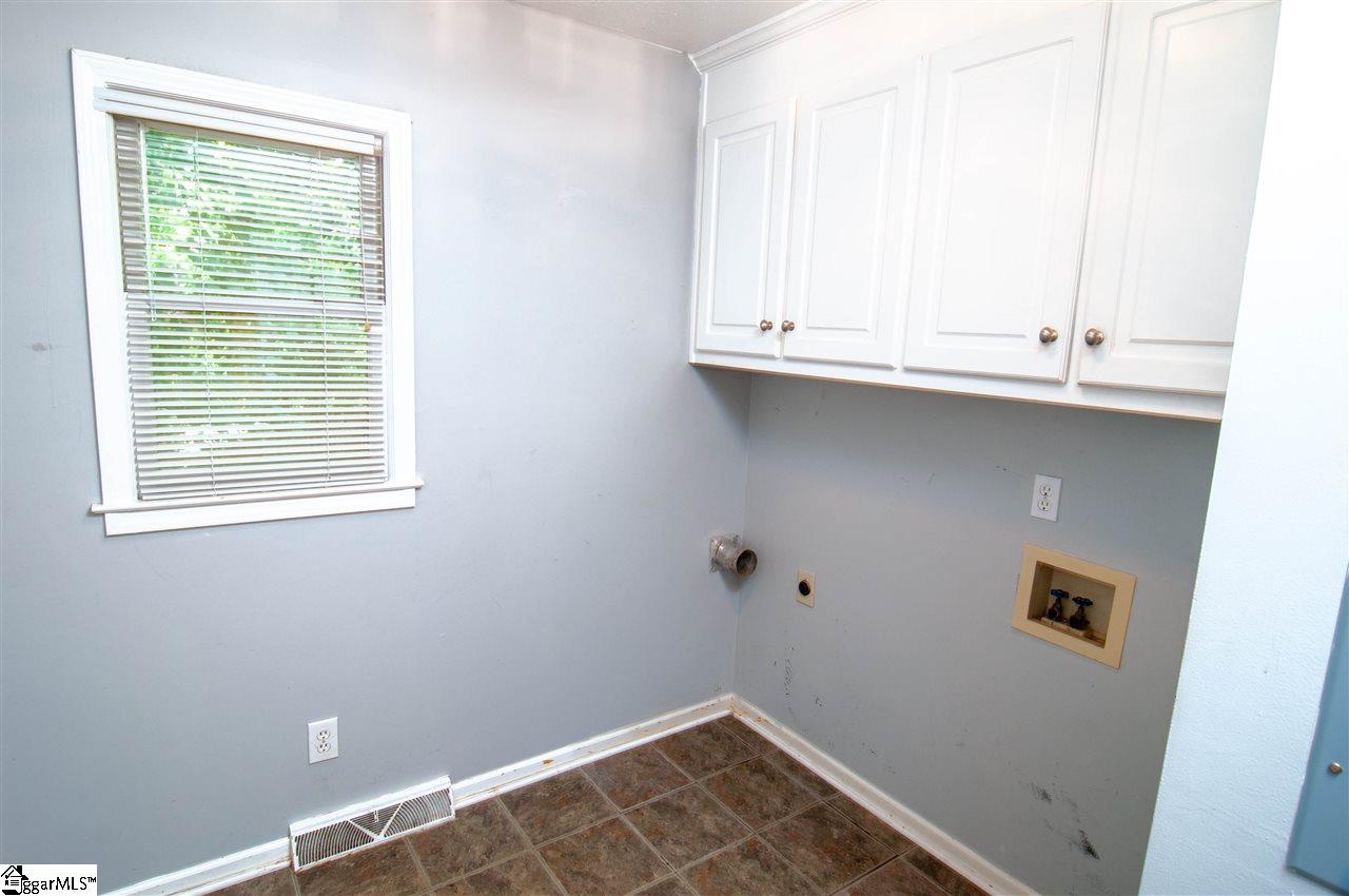 220 Hardwood Road Greenville, SC 29607 - Photo 15 of 34 Gallery Image 15