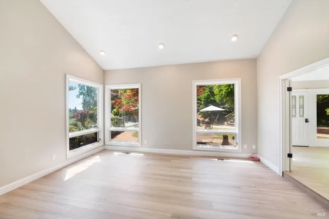 $1,495,000 | 1275 Summit Lake Drive, Angwin, CA 94508