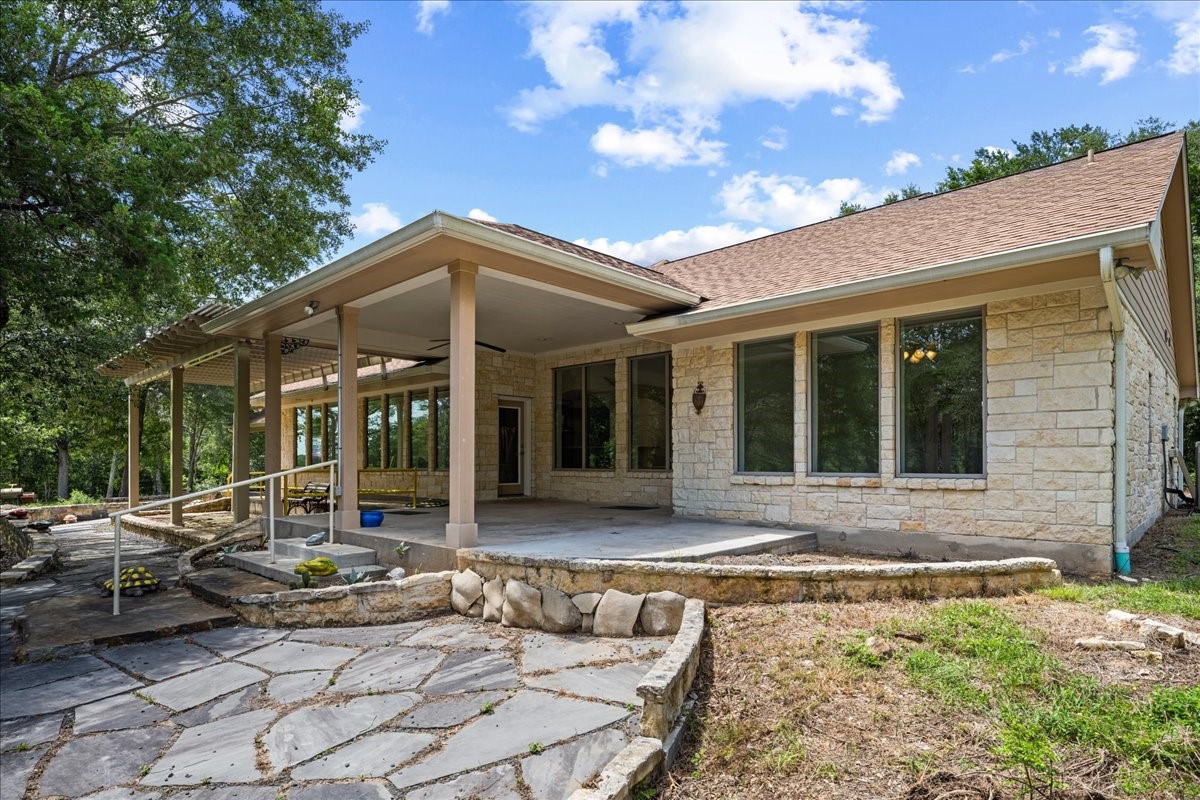 7750 Rolling Creek Road Burton, TX 77835 - Photo 8 of 42