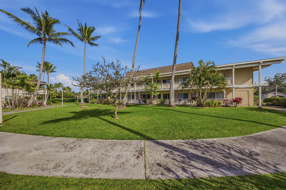 525 Aleka Loop, Unit J2 Kapaa, HI 96746 - Photo 23 of 30 a view of a street with a building in the background